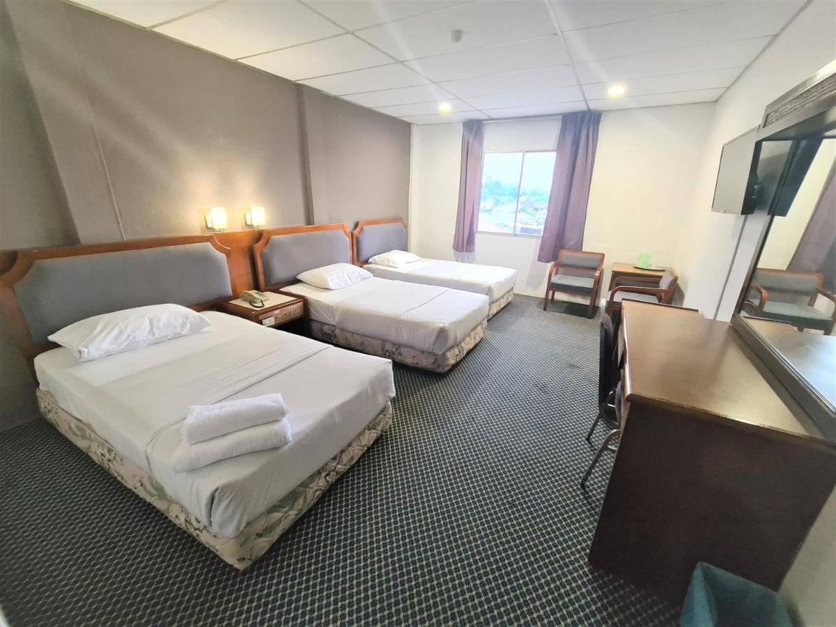 Anika Inn - Keluang Kültér fotó
