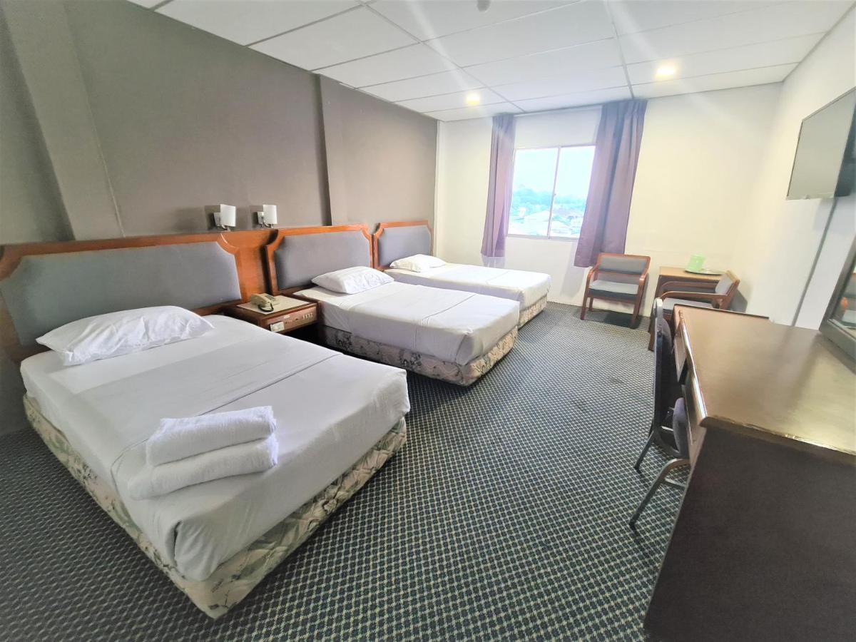 Anika Inn - Keluang Kültér fotó