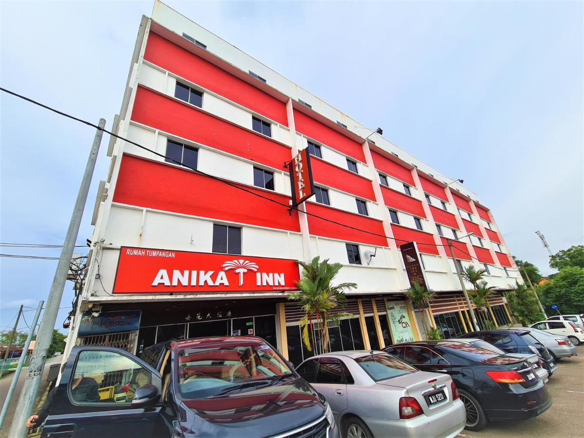Anika Inn - Keluang Kültér fotó
