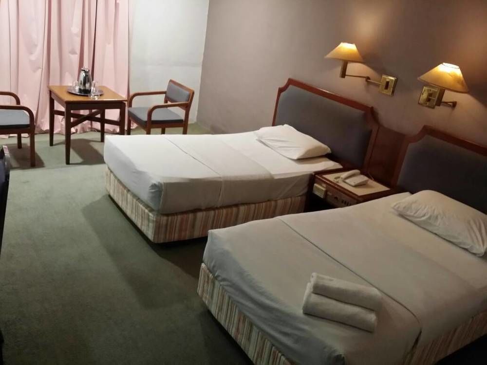 Anika Inn - Keluang Kültér fotó